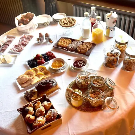 Tra Arte E Querce 3* 蒙基耶罗