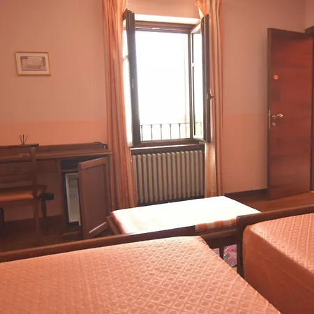 Tra Arte E Querce Affittacamere 3*