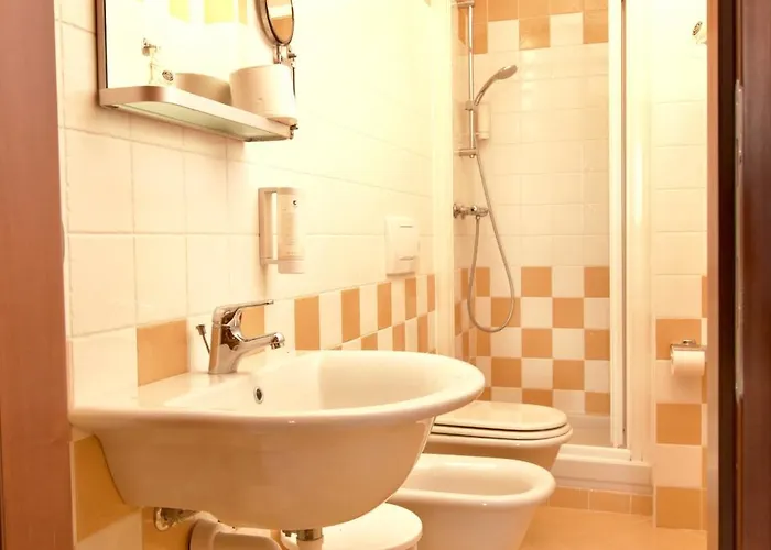 Konukevi Tra Arte E Querce 3*